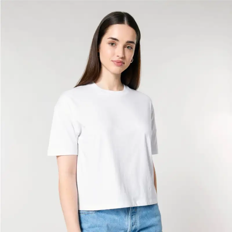 Дамска овърсайз тениска „STELLA NOVA“ 2 Дамска овърсайз тениска „STELLA NOVA“ 2